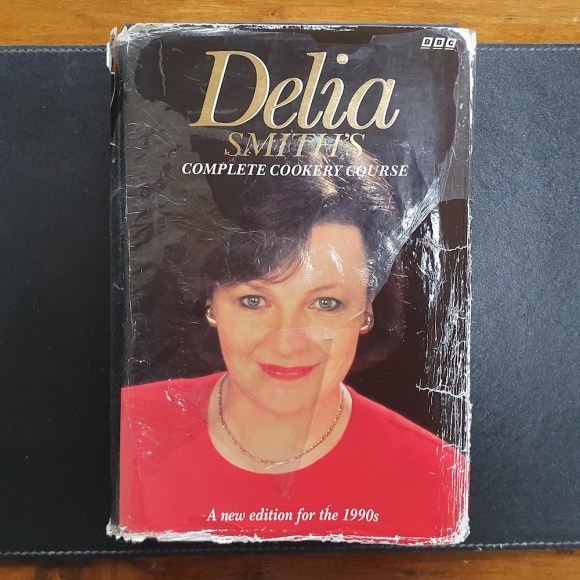 Delia Smith' Complete Cookery Course Book Cover